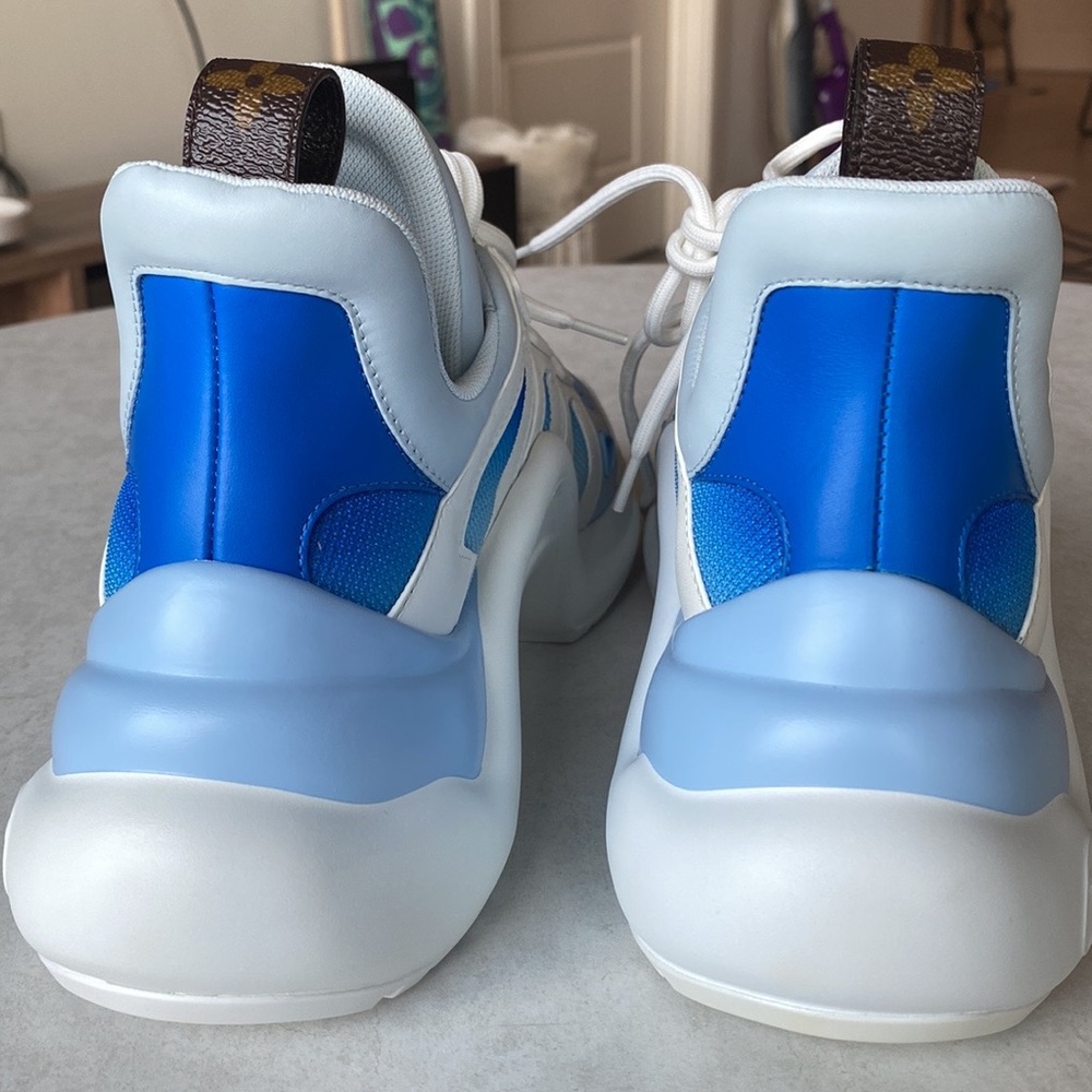 LOUIS VUITTON ARCLIGHT SNEAKER - Picture 4 of 10